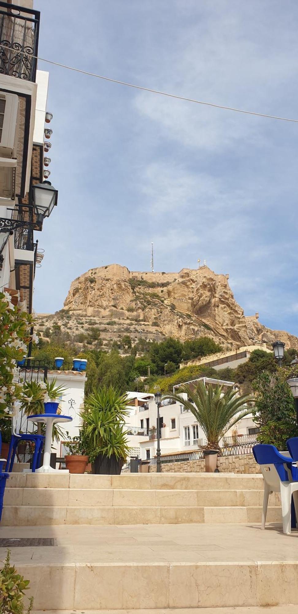 Nuevo Casco Antiguo, Playa Y Castillo لقنت المظهر الخارجي الصورة